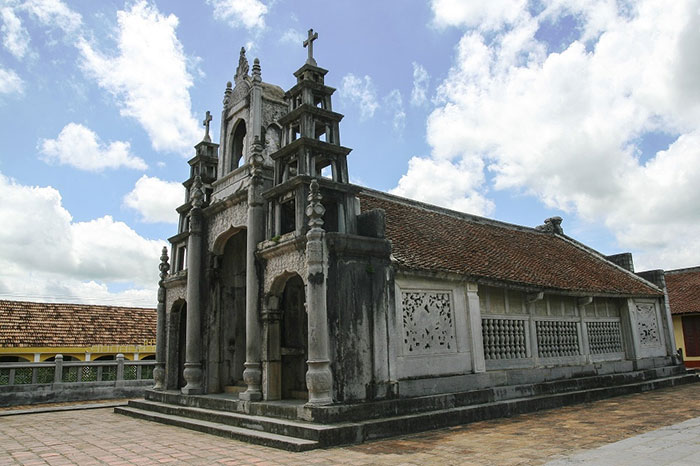 Catholicisme au Vietnam cathédrale Phat Diem